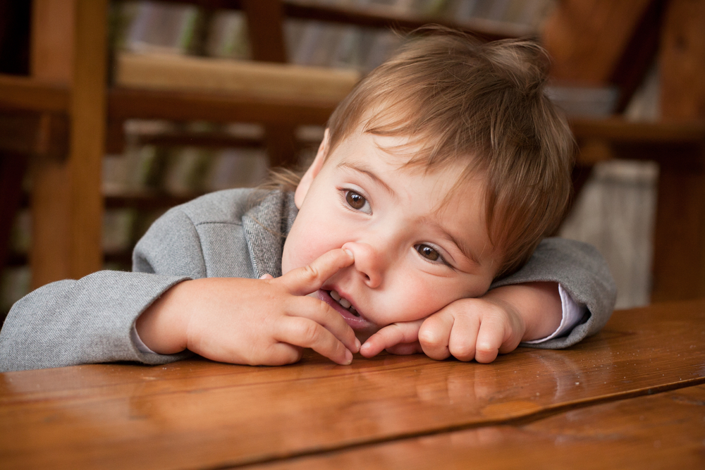 Perchè i bambini si mettono le dita nel naso?
