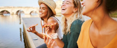 Perché è consigliabile visitare l'Italia durante eventi e festival locali?