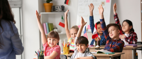 Perché si dice che i bambini piccoli imparano meglio più lingue?