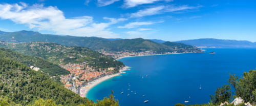 Perché le coste italiane sono così affascinanti per i viaggiatori?