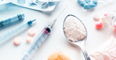 Perché negli Stati Uniti è sorto il fenomeno del consumo di droga?