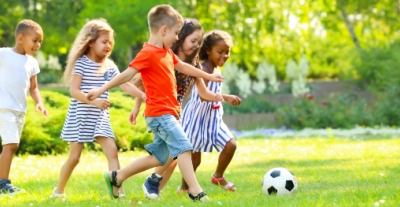 Perché i bambini imparano attraverso il gioco spontaneo?