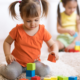 Perché i bambini si fidano più degli altri?