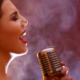 Perché il canto è spesso associato alle tradizioni rituali?