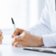 Perché è necessario il consenso informato nei trattamenti medici?
