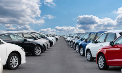 Perché le automobili sono considerate una parte essenziale della vita moderna?