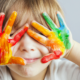 Perché i bambini amano colorare?