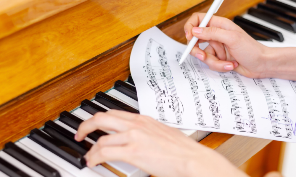 Perché gli artisti scelgono di comporre canzoni sulle proprie esperienze personali?