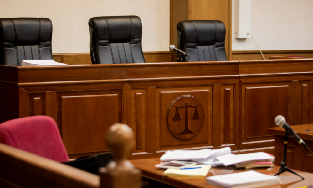 Perché i tribunali risolvono le controversie?