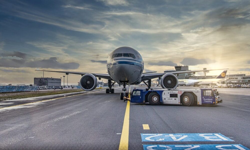 Perché si evacua un aereo?