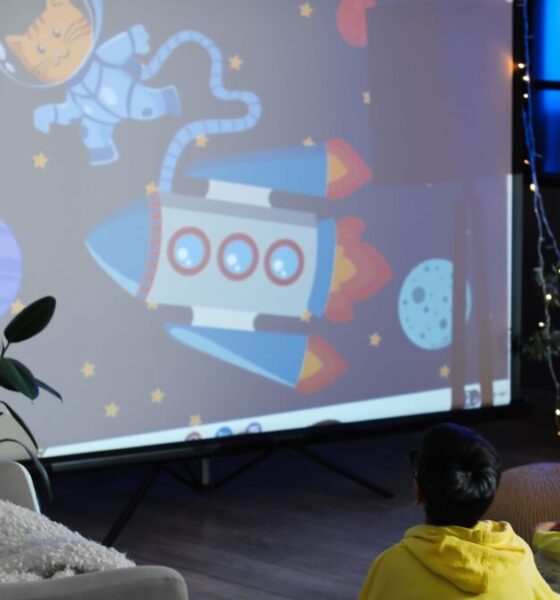 Perché i bambini guardano i cartoni animati?
