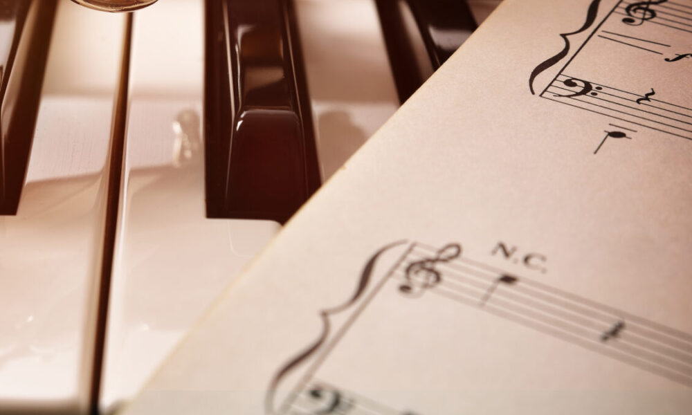 Perché alcune canzoni diventano colonne sonore?