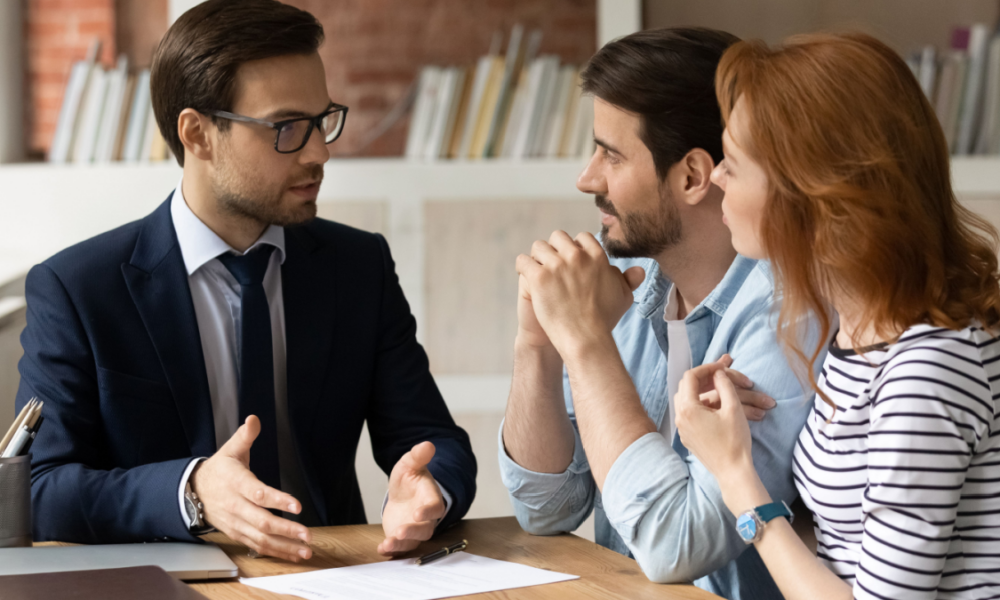 Perché le leggi sulla proprietà coniugale differiscono?