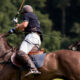 Perché il polo è considerato uno degli sport più antichi e aristocratici?