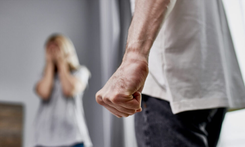 Perché esistono leggi sulla violenza domestica?