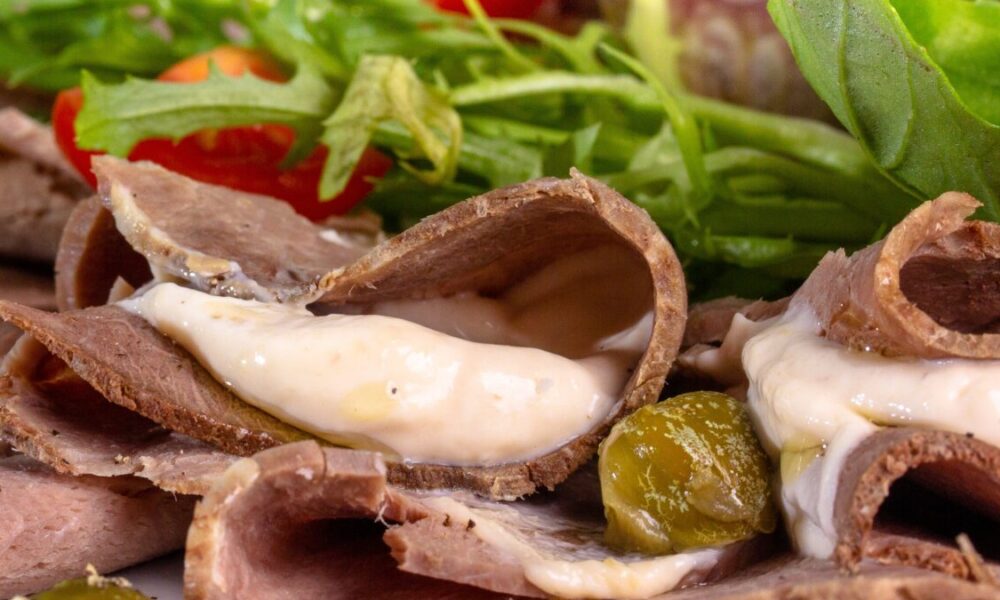 Perché si chiama vitello tonnato?